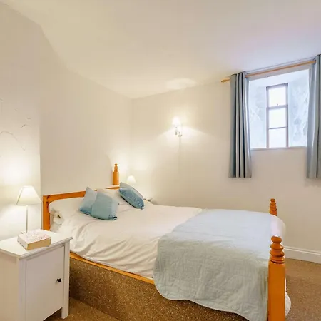 Holiday home 2 Bed In Ullswater Sz339 *