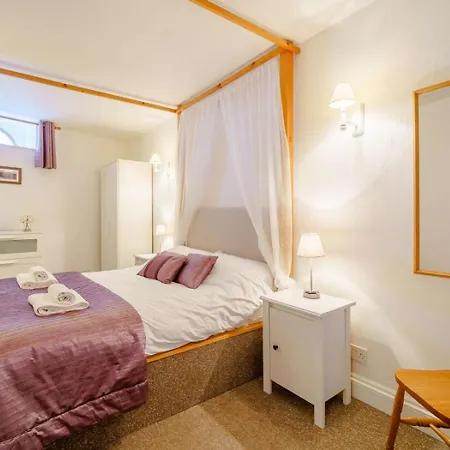 Nyaraló 2 Bed In Penrith Oc-sz339