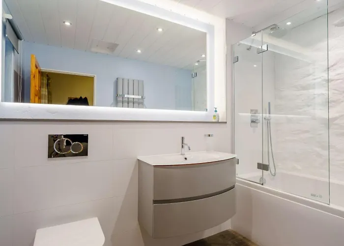 2 Bed In Penrith Oc-sz339 *